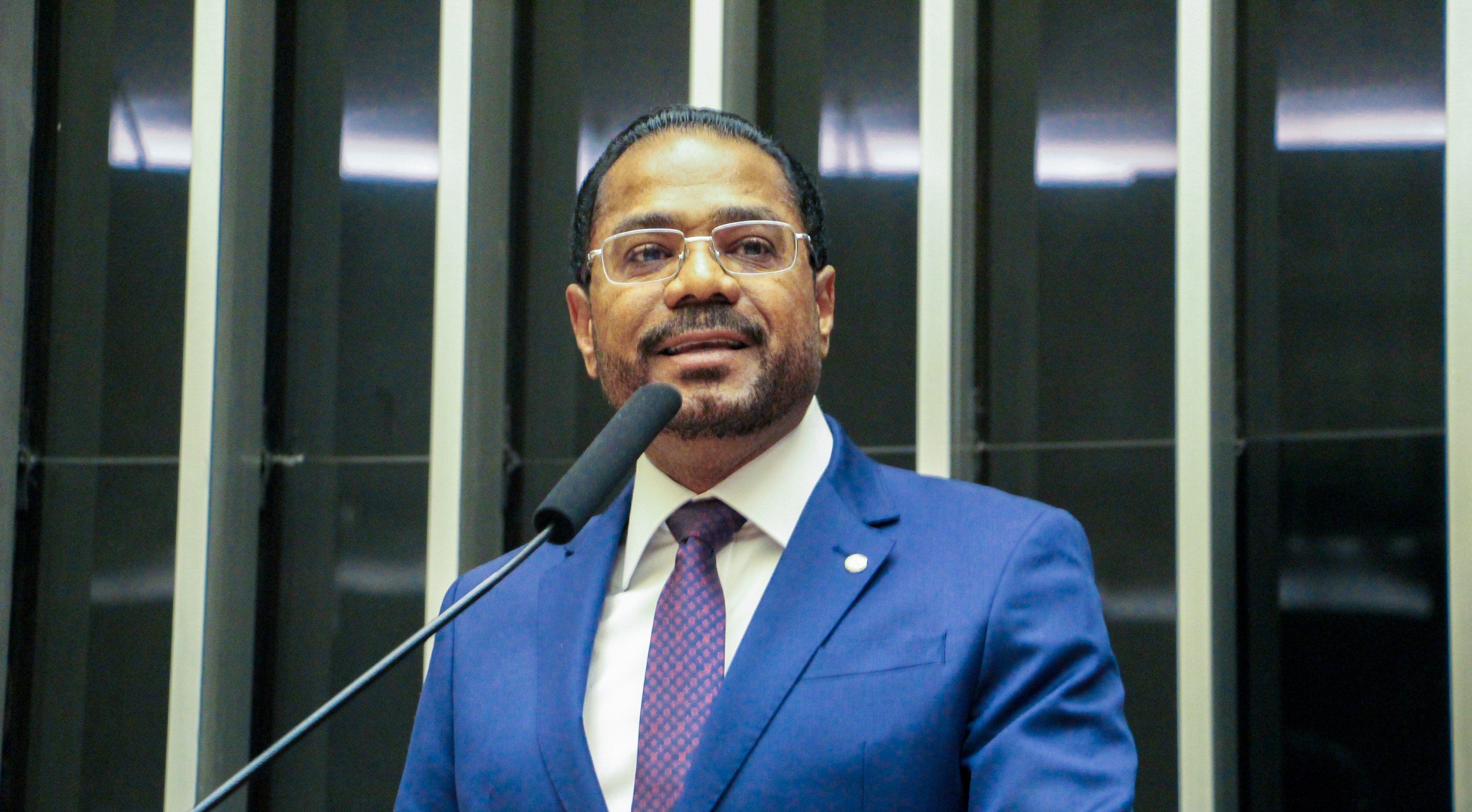 Imagem de Marinho Propõe o 'Março Verde' – Mês Nacional de Conscientização sobre Saúde Visual no Brasil