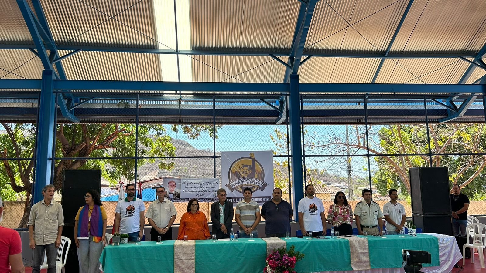 Imagem de Macaúbas: gestão municipal é excluída de discussão sobre educação, denuncia prefeito