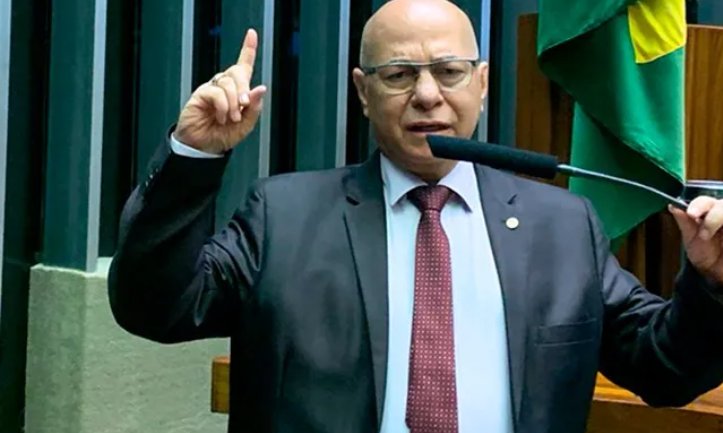 Imagem de Deputado do PL é suspeito de sexo com menino; crime foi gravado