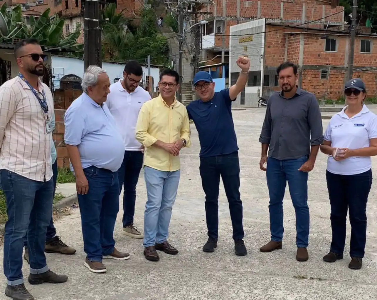 Imagem de Vereador Anderson Ninho vistoria obras de urbanização na Baixa da Paracaína e Baixa da Santa Rita