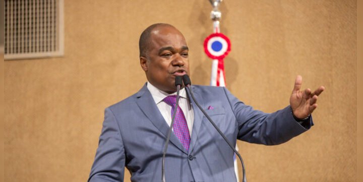 Imagem de Deputado Samuel Júnior critica julgamento do STF sobre descriminalização da maconha e afirma que Corte 'atropelou' Congresso Nacional