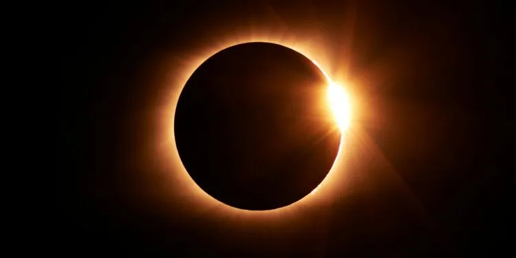 Imagem de Eclipse Solar Total de 2026: o dia em que o Sol vai desaparecer e milhões de pessoas vão acompanhar um dos maiores espetáculos do século