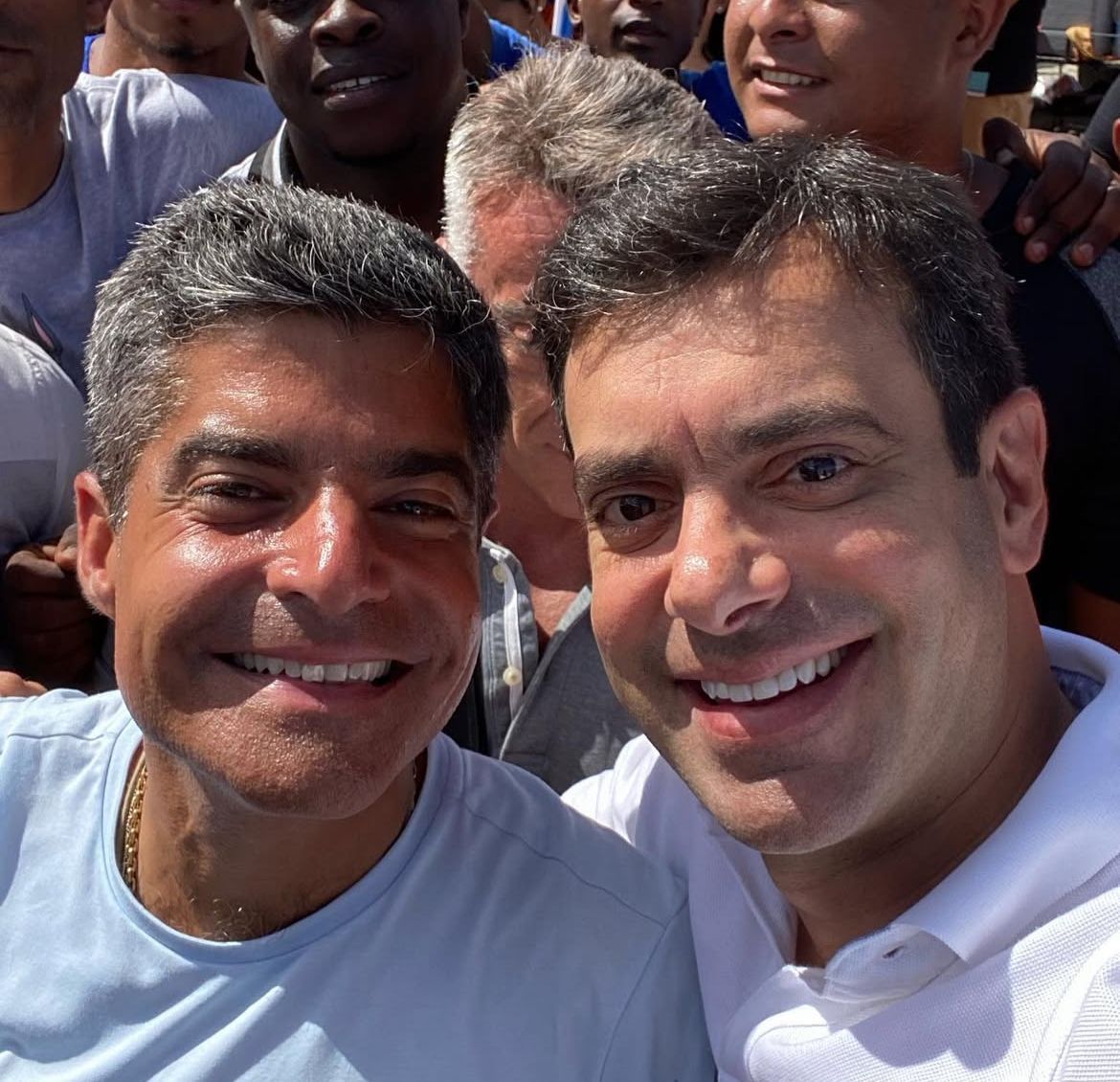 Imagem de “Mesmo sem ocupar cargo público há mais de 5 anos, o que limita bastante suas condições de fazer política, ACM Neto segue liderando”, diz Tiago Correia