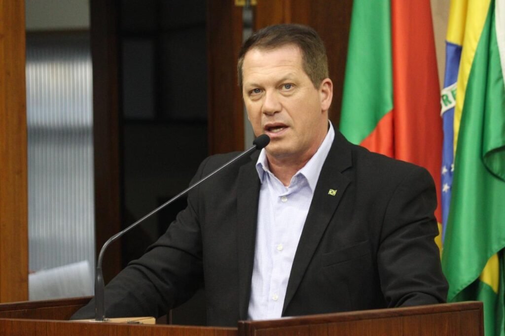 Imagem de Vereador que fez discurso contra baianos é expulso do partido