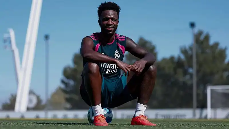 Imagem de Real Madrid oferece salário milionário para renovar contrato de Vini Jr.