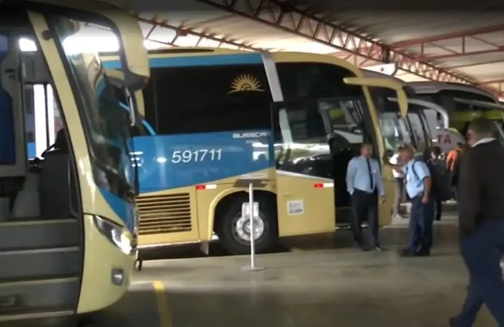 Imagem de Justiça suspende encerramento de operação de empresa de ônibus na Bahia