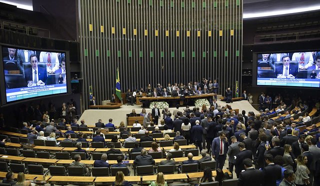 Imagem de Parlamentares repercutem fala de Lira e Pacheco e criticam ausência de Lula no Congresso