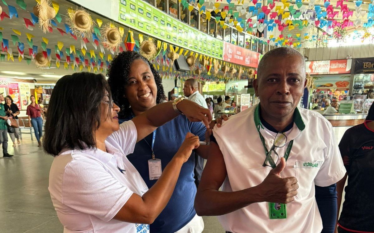 Imagem de Com quase de 9,5 mil doses aplicadas, Dia D de Vacinação em Salvador fortalece proteção contra gripe e Covid-19