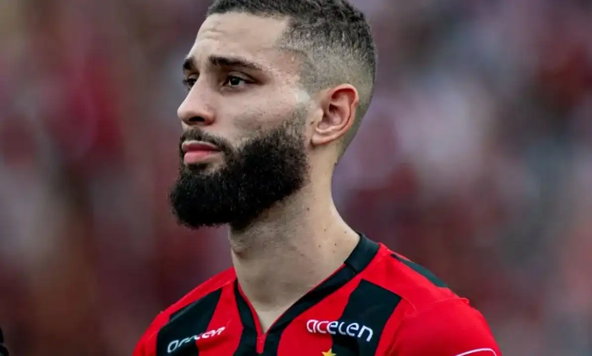Imagem de Vitória paga dívida de Wagner Leonardo e fica perto de derrubar o transfer ban