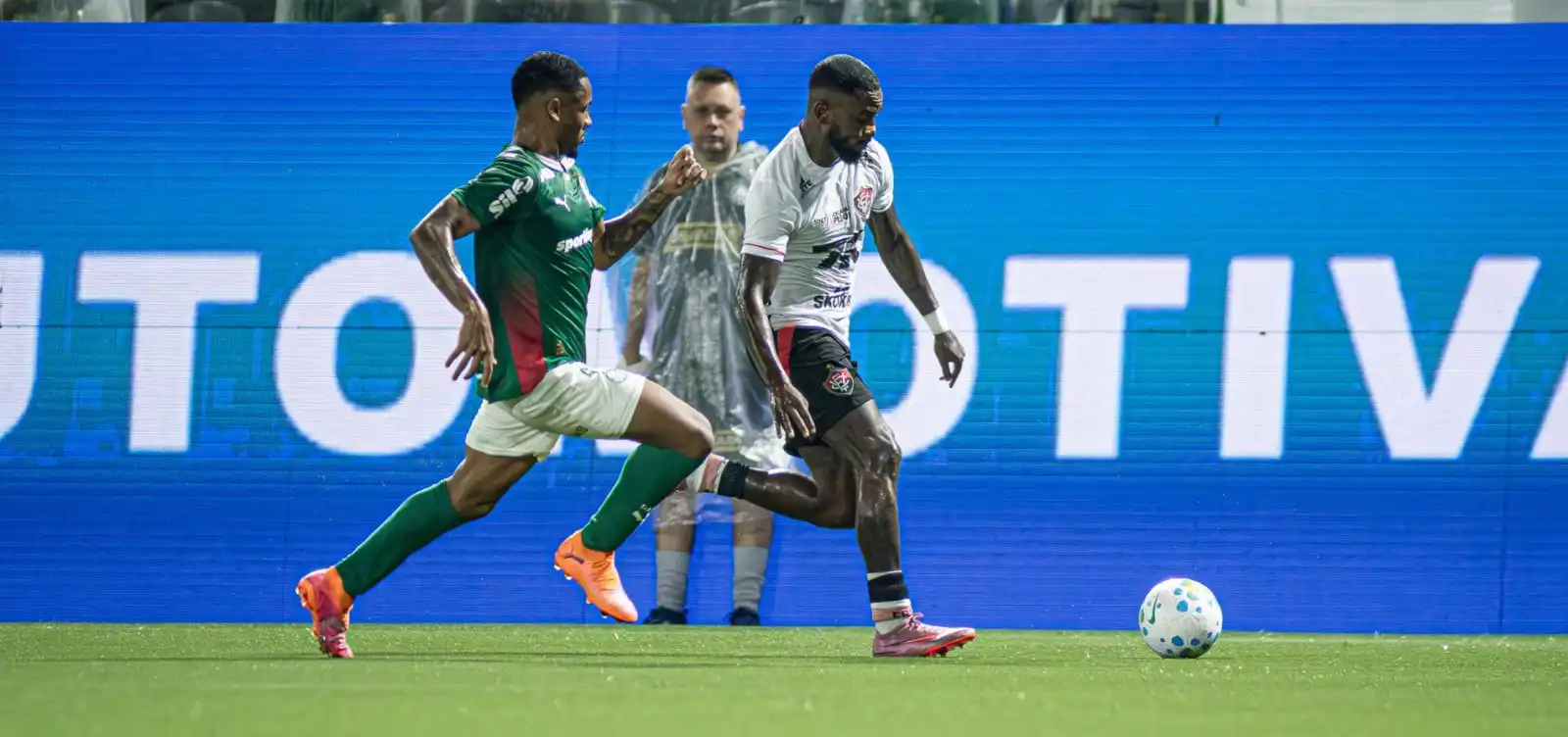 Imagem de Sem reação, Vitória sofre goleada para o Palmeiras pelo Brasileirão