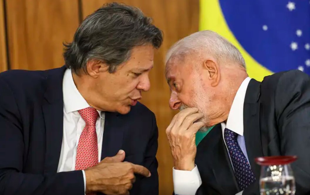 Imagem de A pedido de Lula, Haddad adia viagem à Europa para focar em quadro fiscal do Brasil