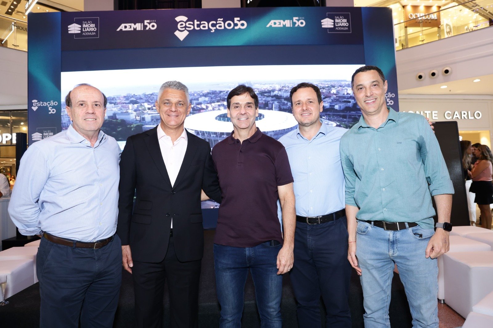 Imagem de Abertura do Salão Imobiliário Estação 50 lotou a praça central do Salvador Shopping