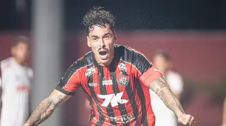 Imagem de Vitória bate o Internacional no Barradão e dorme fora do Z-4