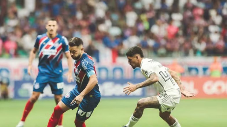 Imagem de Bahia vence o Atlético-MG e volta ao G-6 do Brasileiro