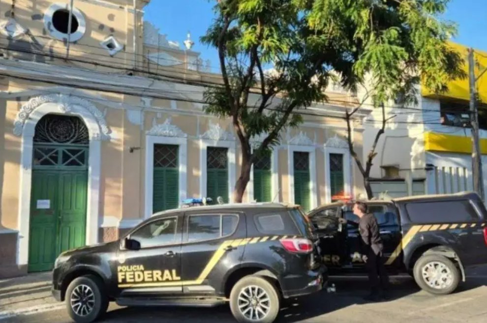 Imagem de PF prende operador de desvios de emendas, agente federal e mais dois