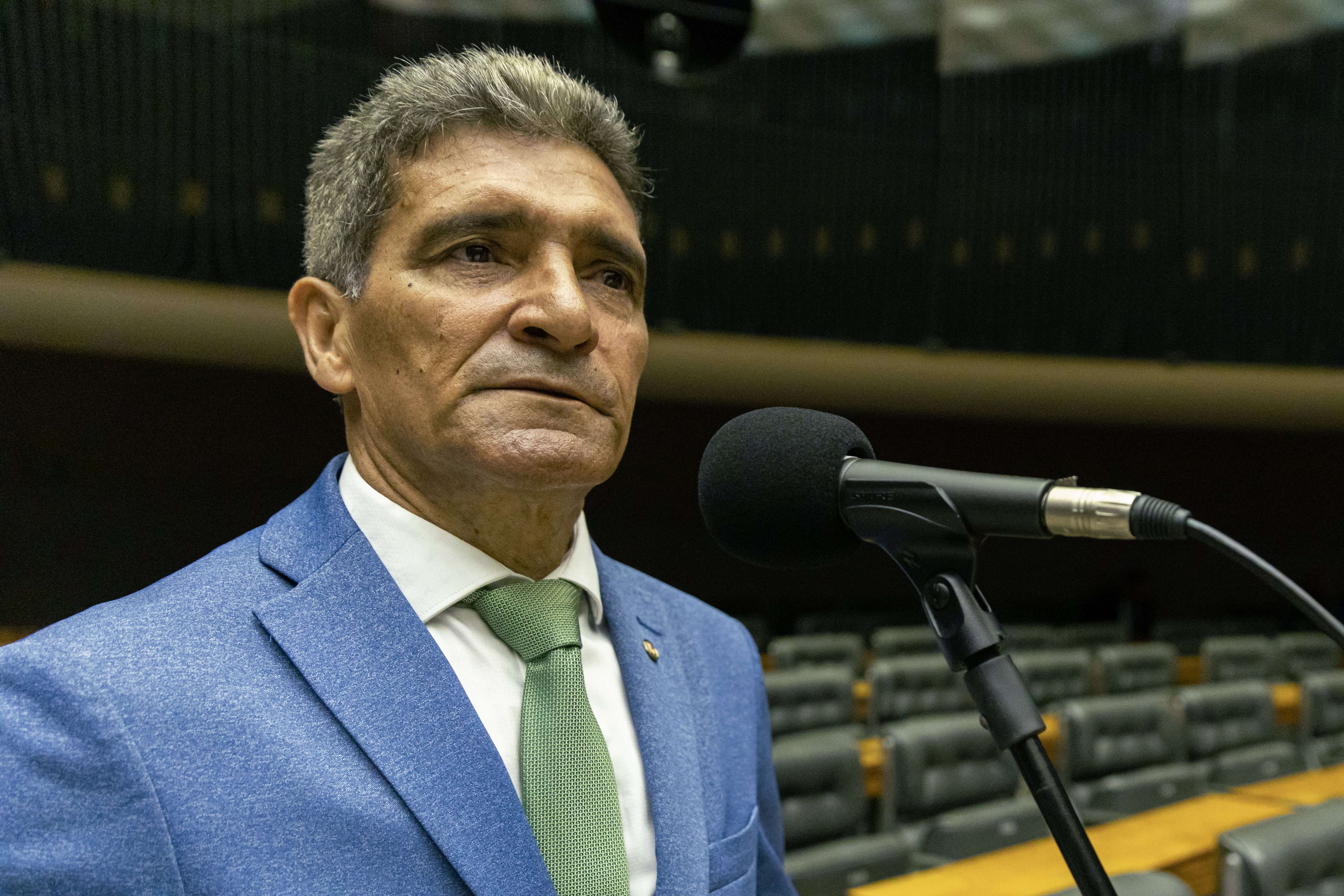 Imagem de Deputados do Podemos apresentam PL que obriga veículos de aplicativos a transportarem animais domésticos