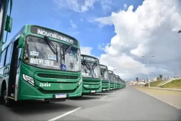 Imagem de Rodoviários atrasam saída de ônibus e Salvador tem manhã de transtornos no transporte público