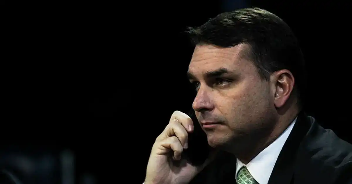 Imagem de Novo marqueteiro assume pré-campanha de Flávio com missão de recuperar confiança no candidato