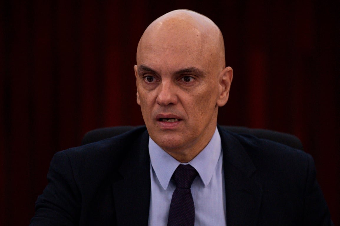 Imagem de Deputado citado por Moraes em ordem para desocupar protesto em Brasília diz estar na Paraíba
