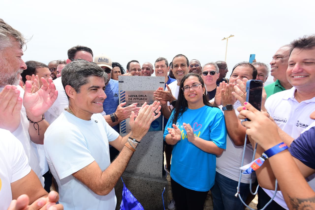 Imagem de Nova orla de Pituaçu é entregue pela Prefeitura com 20 quadras, 25 quiosques e quatro parques infantis