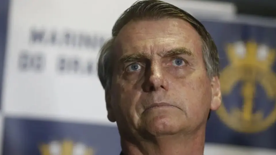 Imagem de Jair Bolsonaro decide não ir à abertura do julgamento no STF