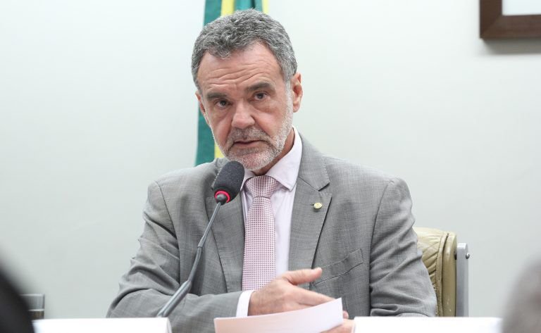 Imagem de Projeto para regulamentação da profissão de salva-vidas no Brasil avança na Câmara dos Deputados 