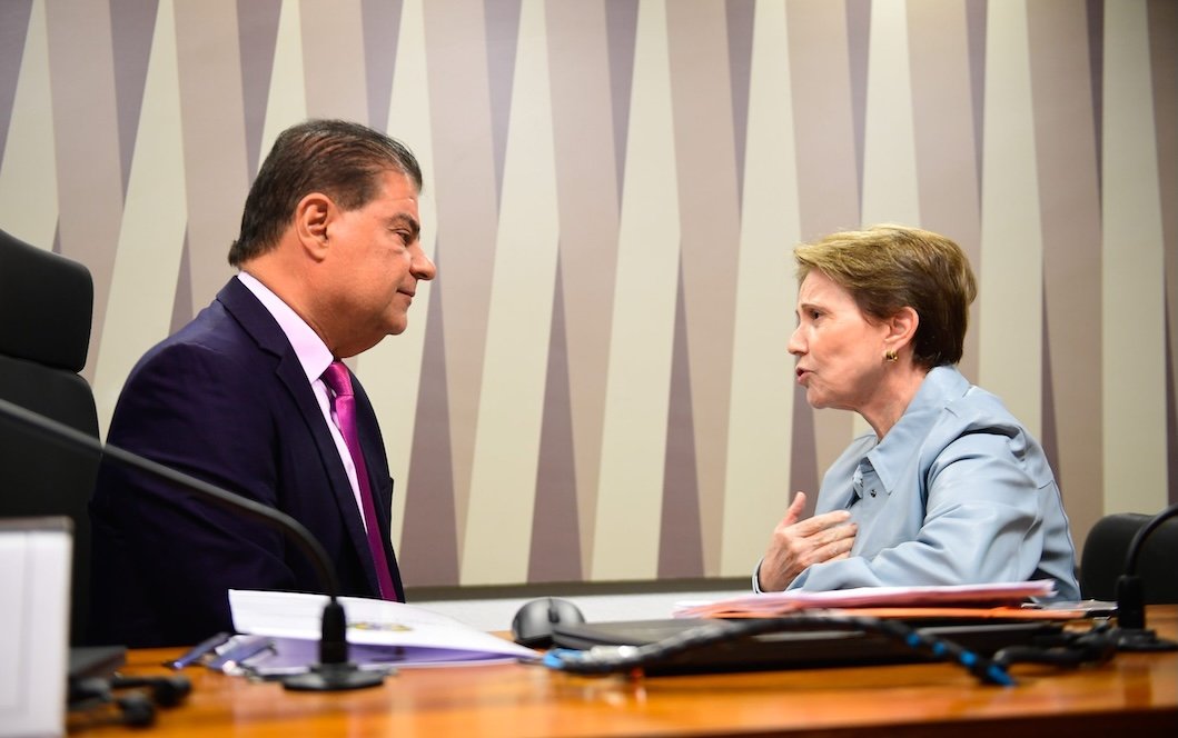 Imagem de Visita de senadores a Washington pode ser constrangedora