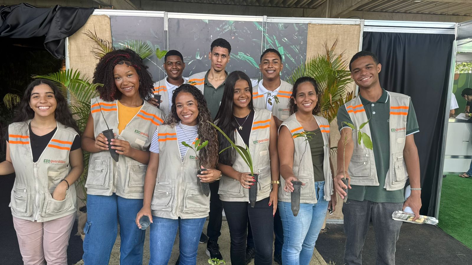 Imagem de Mais de mil mudas serão distribuídas na Fenagro no próximo sábado (6) em ação ambiental