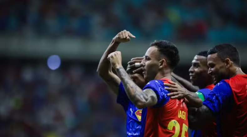 Imagem de Bahia domina o Grêmio, goleia com tranquilidade e mantém perseguição ao G-4