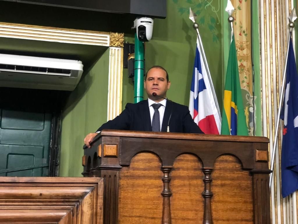 Imagem de Randerson Leal propõe medidas para segurança de crianças em apartamentos de Salvador