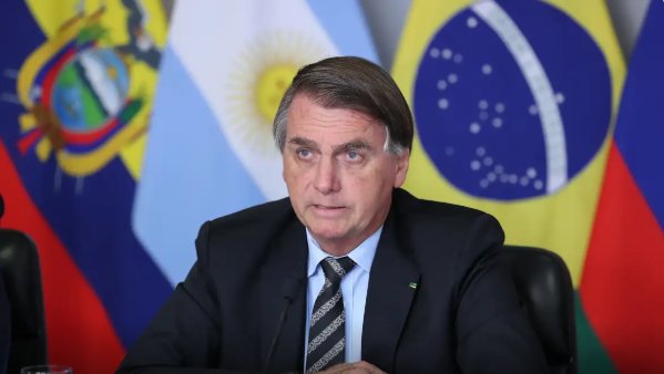 Imagem de Imprensa internacional repercute denúncia da PGR contra Bolsonaro