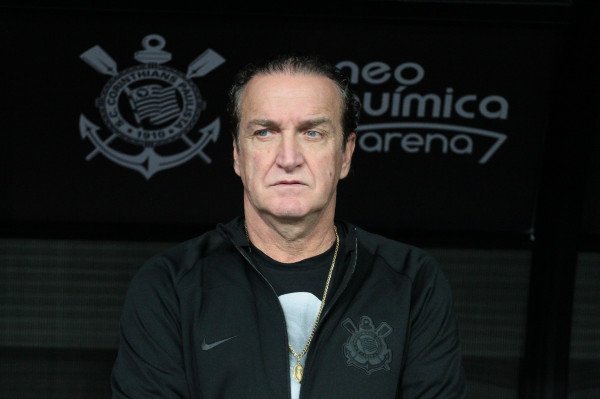 Imagem de Cuca anuncia saída do Corinthians após protestos de feministas: ‘Não esperava essa avalanche’