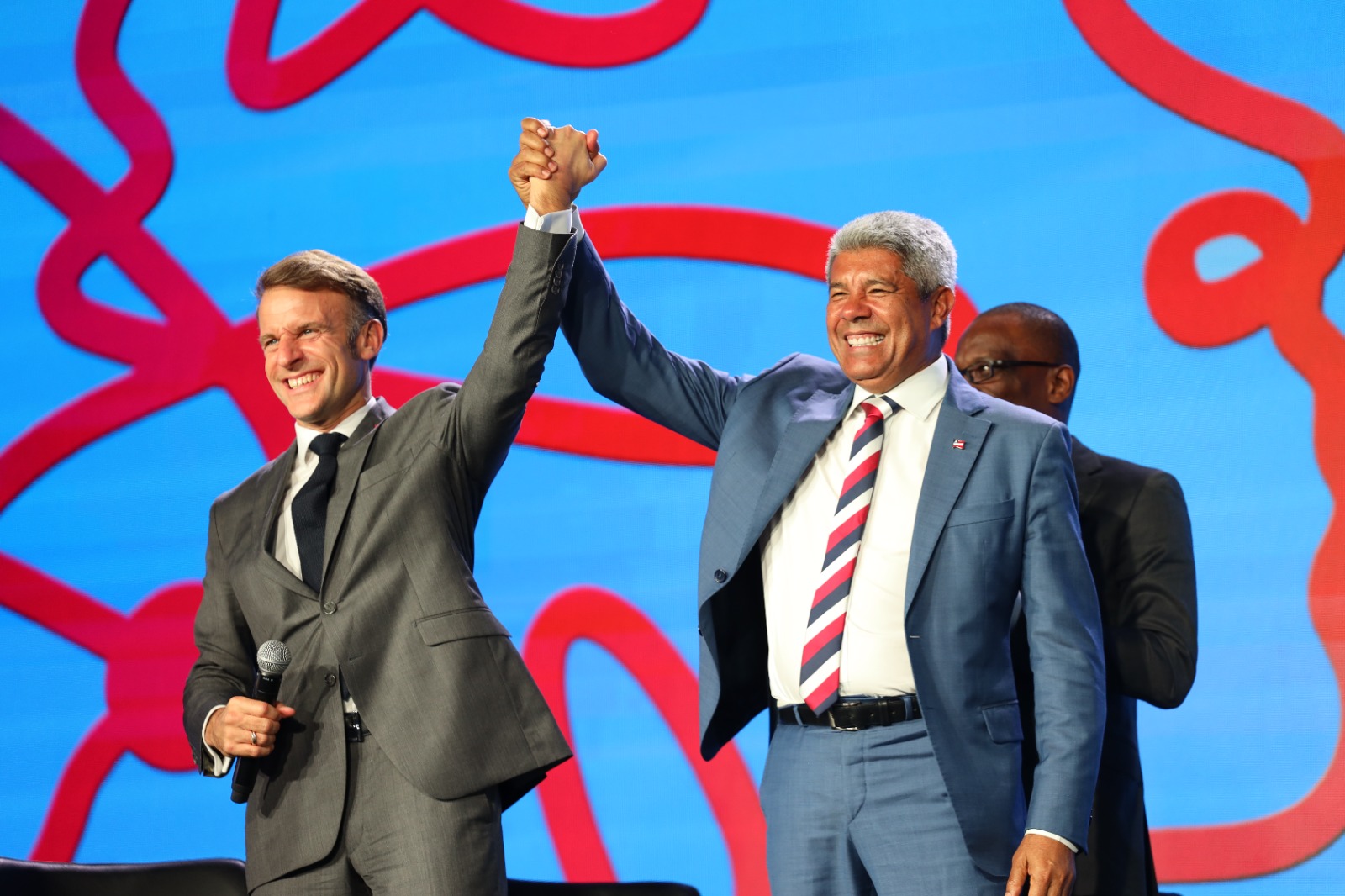 Imagem de Jerônimo Rodrigues, Margareth Menezes e Emmanuel Macron abrem Festival Nosso Futuro Brasil–França, no Museu de Arte Moderna da Bahia