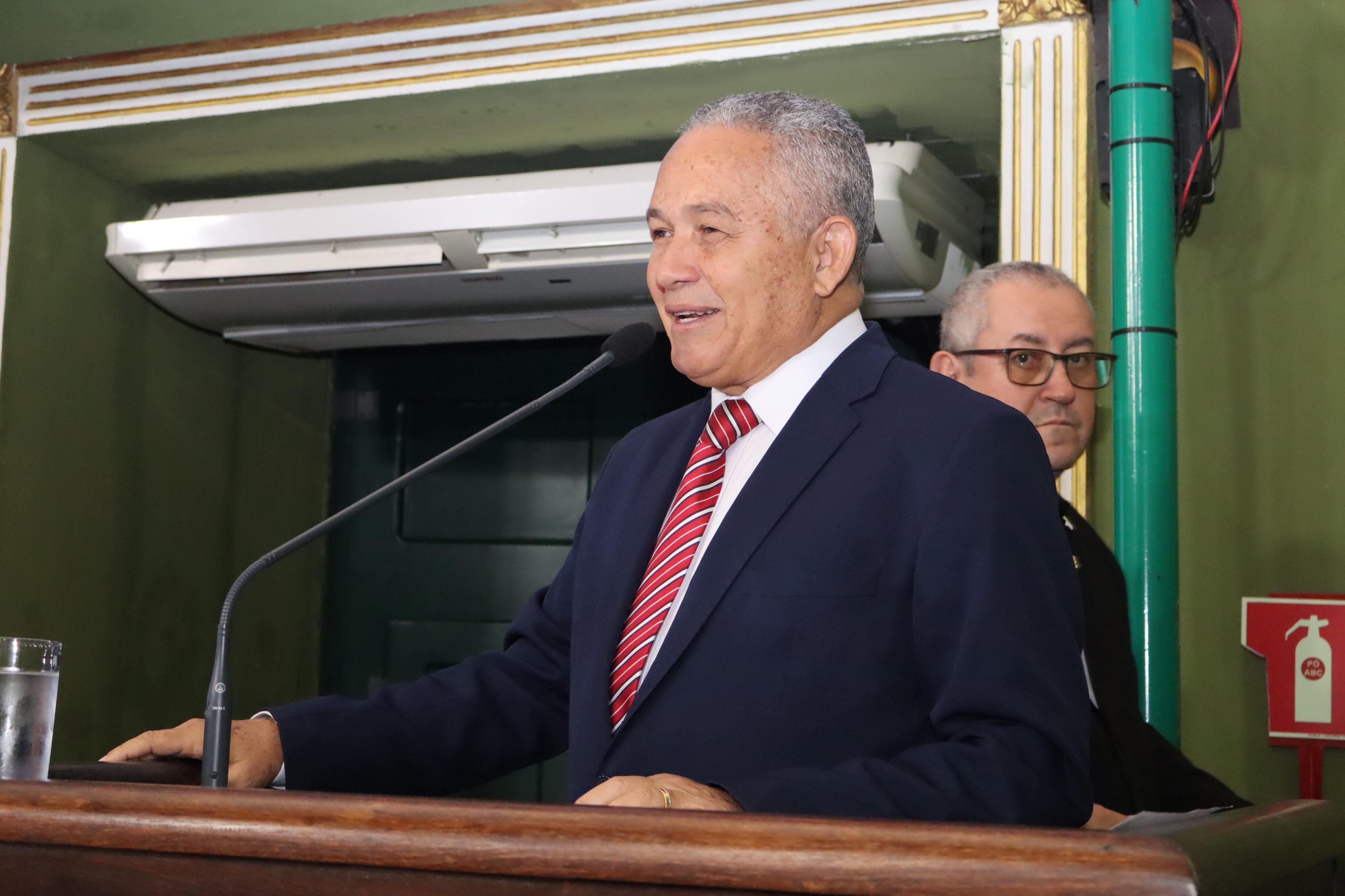 Imagem de Téo Senna apresenta projeto para criar Centro de Referência para Ostomizados em Salvador