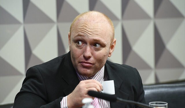 Imagem de CPMI: Hacker responde perguntas de parlamentares de esquerda e se cala diante de questionamentos da oposição