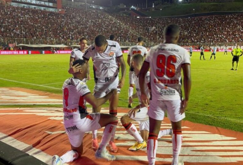 Imagem de Vitória garante vaga na Sul-Americana 2025