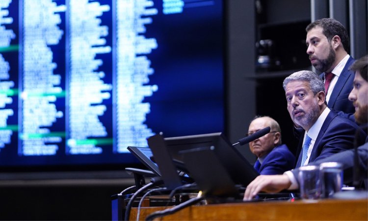 Imagem de Com comissões canceladas, Câmara terá semana dedicada à reforma tributária em meio a nova viagem de Lula