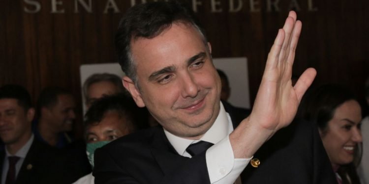 Imagem de Pacheco aumenta cotão parlamentar do Senado em 18,13%