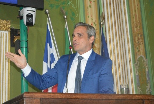 Imagem de Vereador Alberto Braga apresenta projetos que beneficiam portadores de Transtorno do Espectro Autista