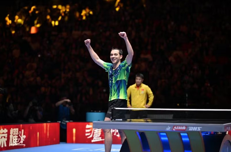 Imagem de Calderano derrota líder do ranking e é campeão da Copa do Mundo de tênis de mesa