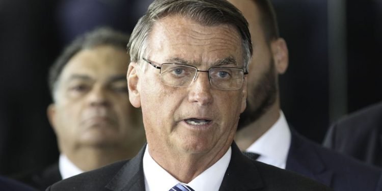 Imagem de Em depoimento à PF, Bolsonaro diz que ficou sabendo das joias sauditas um ano depois