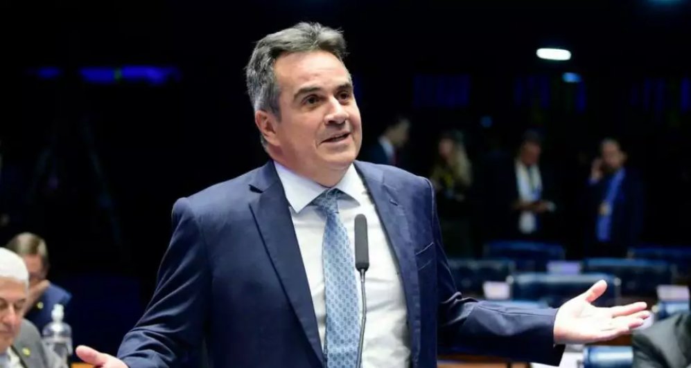 Imagem de Ciro: PT faz evento comemorando destruição, por não ter construção