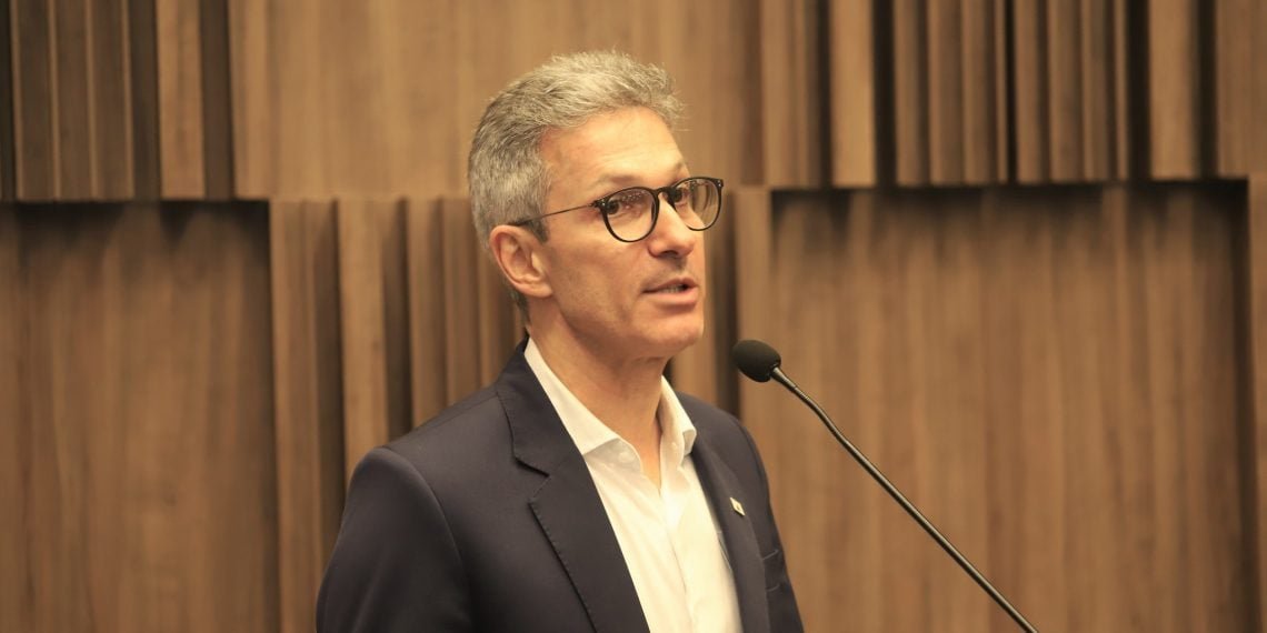 Imagem de Kassab articula Zema para vice de Flávio Bolsonaro em chapa presidencial