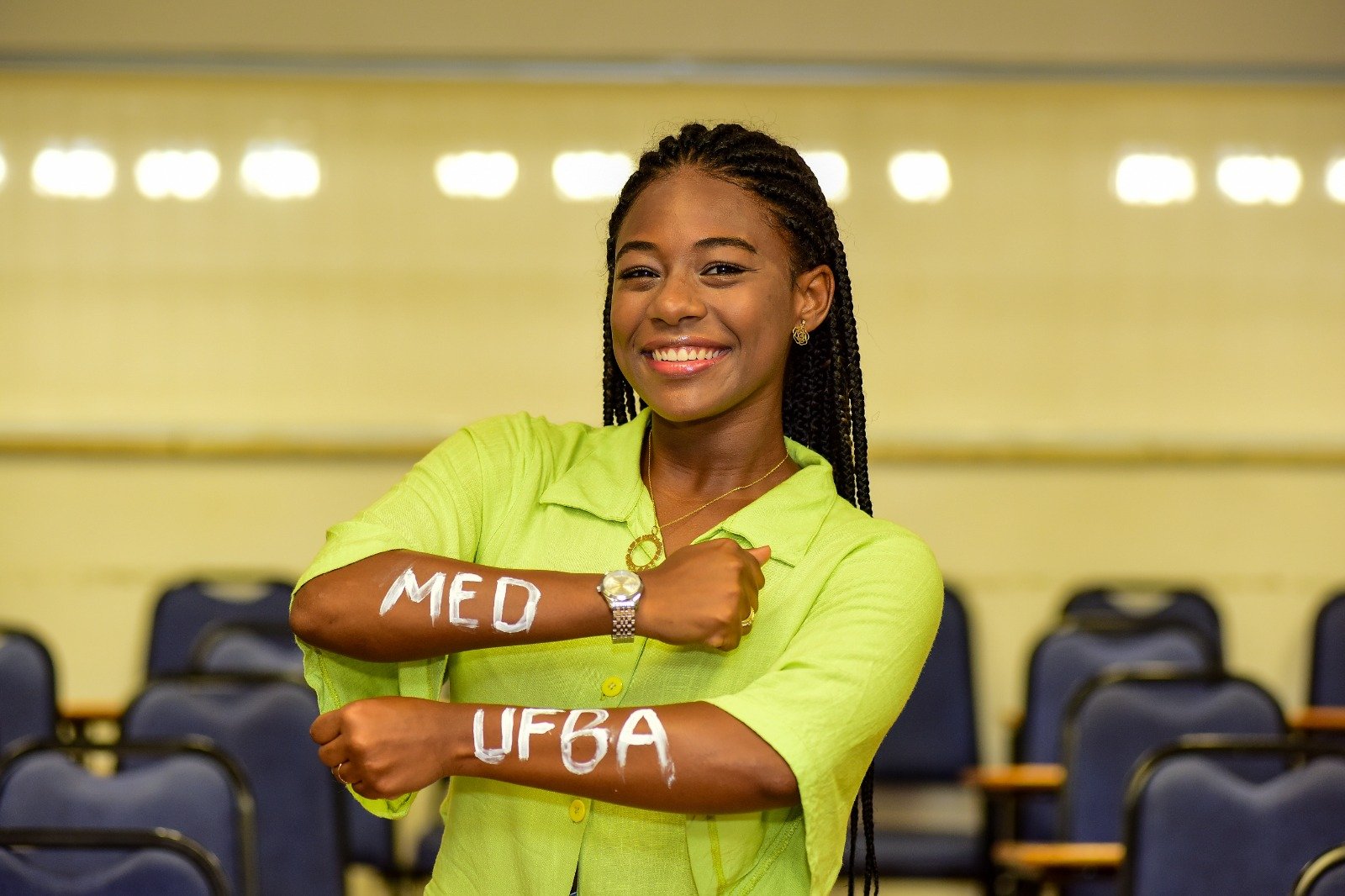 Imagem de Estudante do Ingressar é aprovada em medicina em três das melhores universidades federais do país