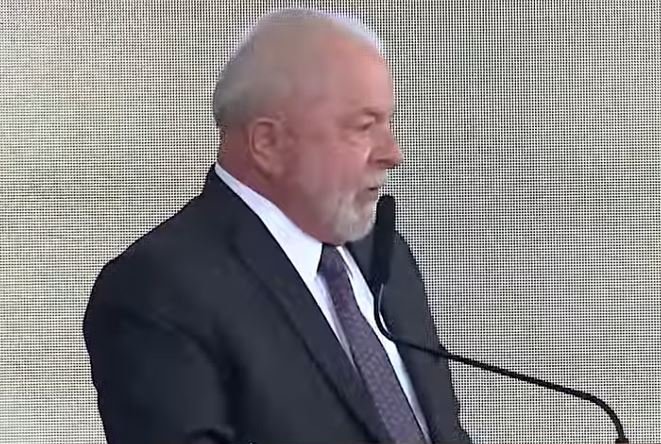 Imagem de Lula critica divisão de dividendos da Petrobras