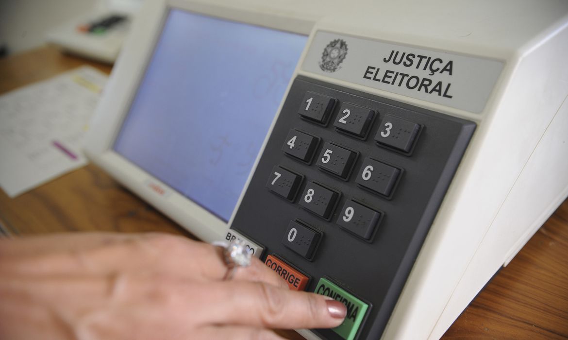 Imagem de Quaest: ACM Neto tem 39% e Jerônimo 37%; Rui 23% e Wagner 17%; Lula 50% e Flávio 17% na Bahia