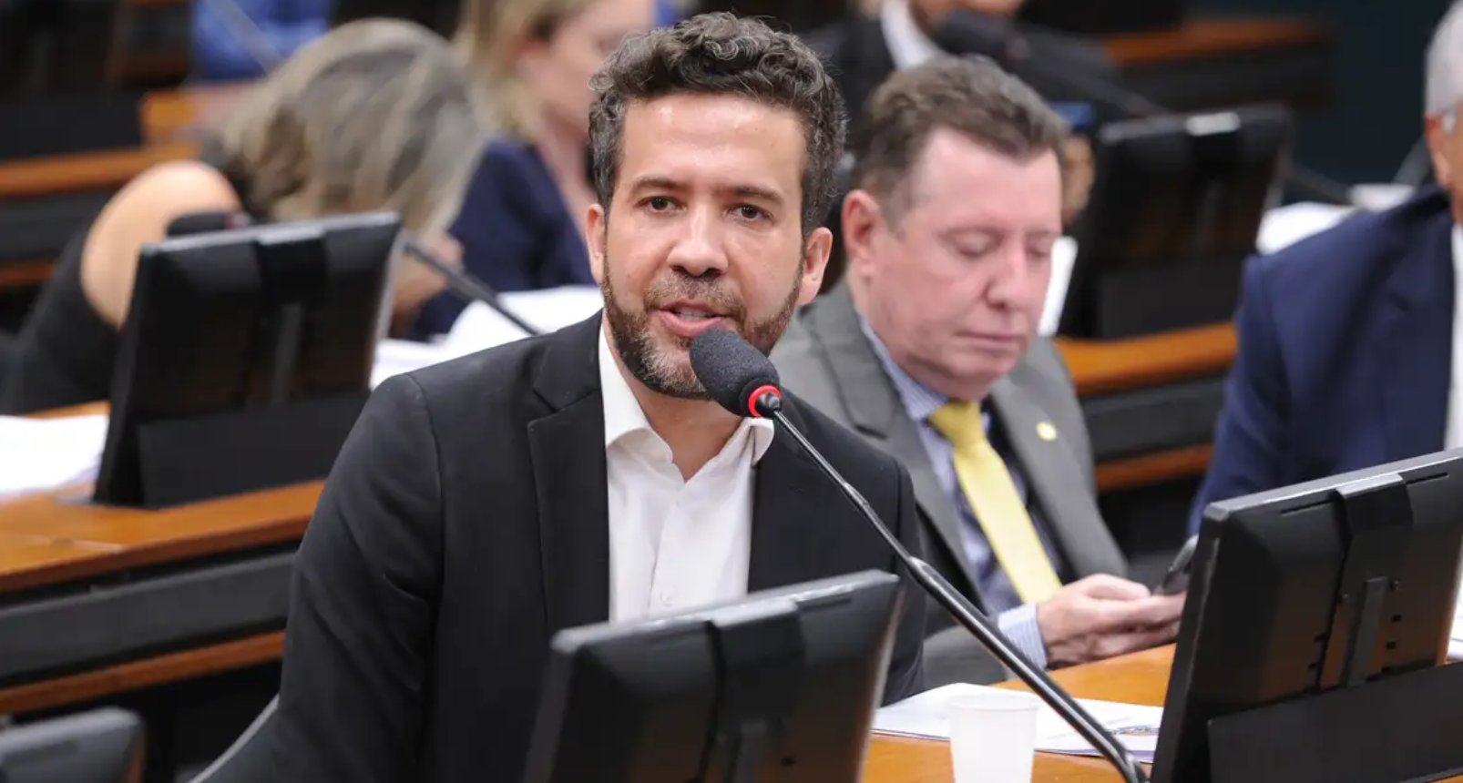 Imagem de PGR pede ao STF abertura de inquérito para investigar Janones