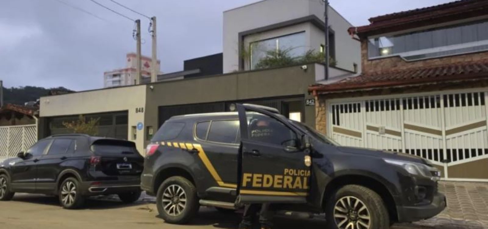 Imagem de PF deflagra operação contra lavagem de dinheiro e prende secretária sancionada pelos EUA