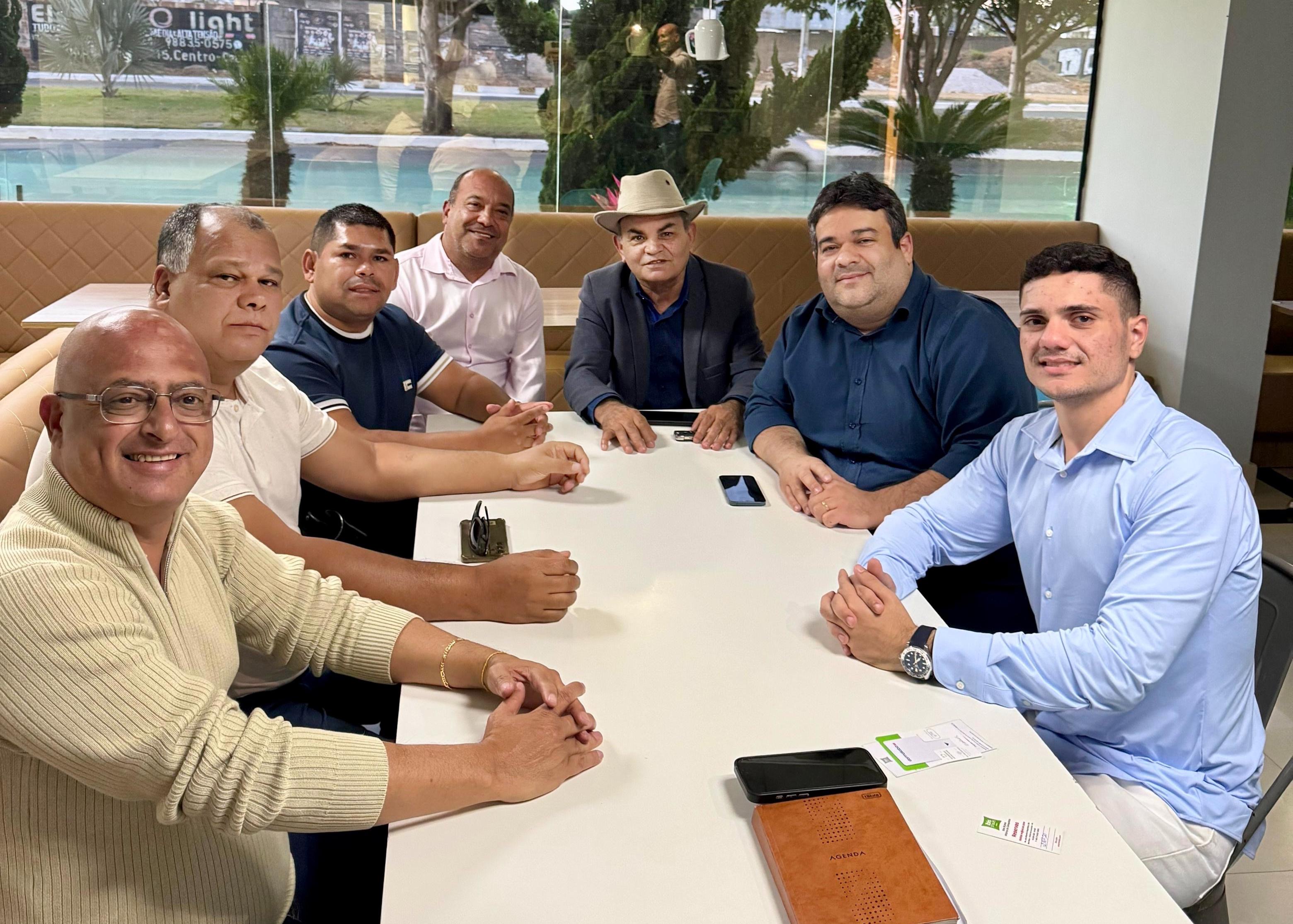 Imagem de Ivan Cordeiro declara apoio a Carlos Muniz Filho para a Câmara dos Deputados
