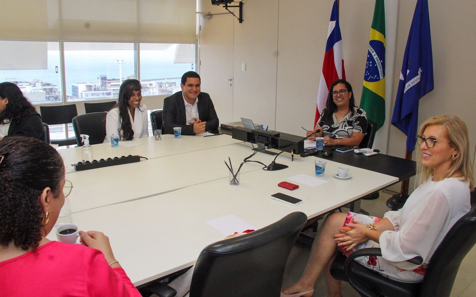 Imagem de Em reunião com Cônsul da Polônia, Ana Paula Matos discute políticas públicas para Salvador